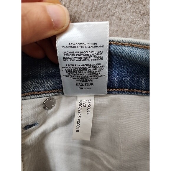 Express Straight Super High Rise Jeans Womens 8 Blue Light Wash Button Fly NEW - Picture 10 of 11